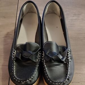 Classic Black Leather Loafers for Women